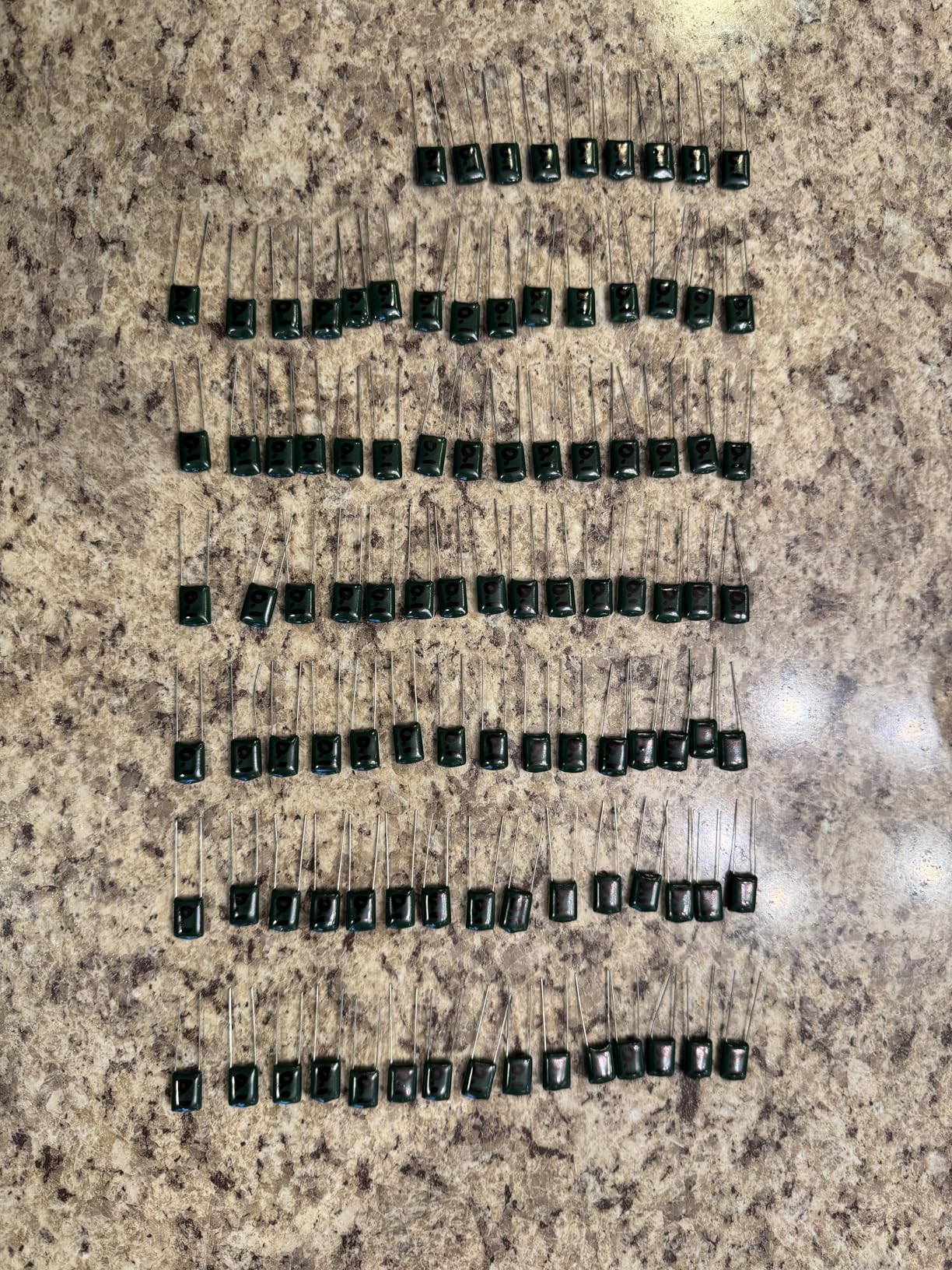 sourcingmap Condensateur Mylar Polyester 0,1µF 100V Lot 100